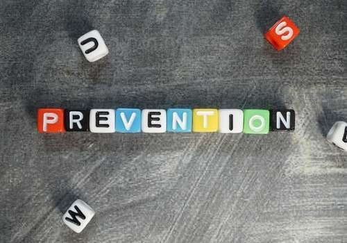 The Best Non Toxic Way to Kill Weeds 3 how to prevent weeds from growing back