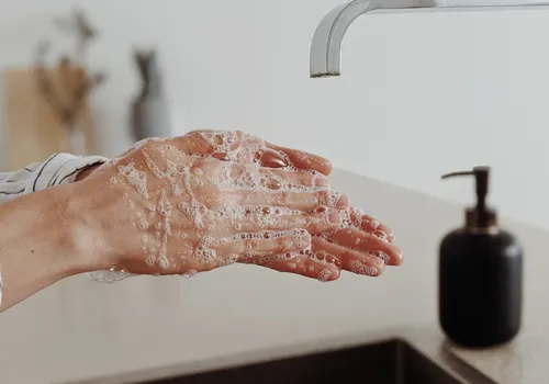 36 Mind-Blowing & Easy Ways to Live a Zero Waste Lifestyle 1 2. use a hand pump dispenser for soap
