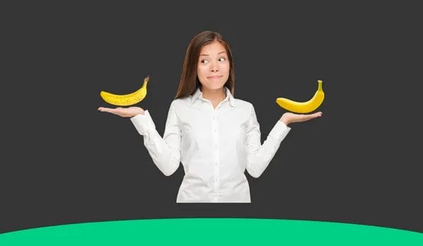 Unpeeling The Nutritional Benefits Of Organic And Regular Bananas 4 4. a photos of a lady having a tough time making a decision between organic or regular bananas